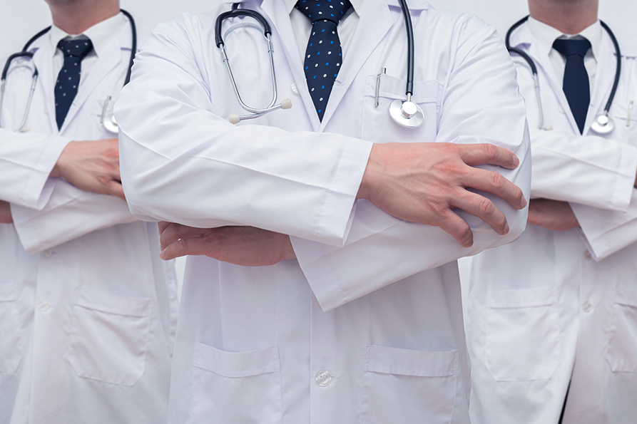 專家級醫師團隊與醫學中心合作